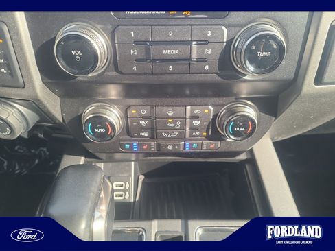 Used 2019 Ford F150 Raptor w/ Equipment Group 802A Luxury AWD/4WD image 31