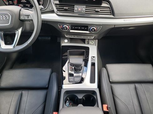 Used 2025 Audi Q5 2.0T Premium image 25