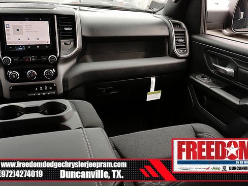 New 2026 RAM 1500 Express AWD/4WD image 37