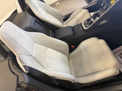 Used 2018 Jaguar F-TYPE Convertible RWD image 29