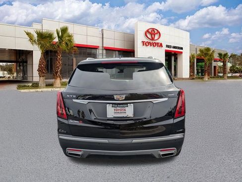 Used 2021 Cadillac XT5 Premium Luxury image 5