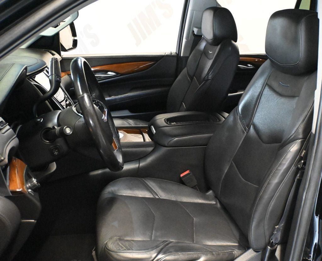 Used 2019 Cadillac Escalade Premium Luxury w/ LPO, Radiant Package RWD image 15