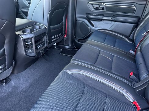 New 2026 RAM 1500 Laramie AWD/4WD image 11