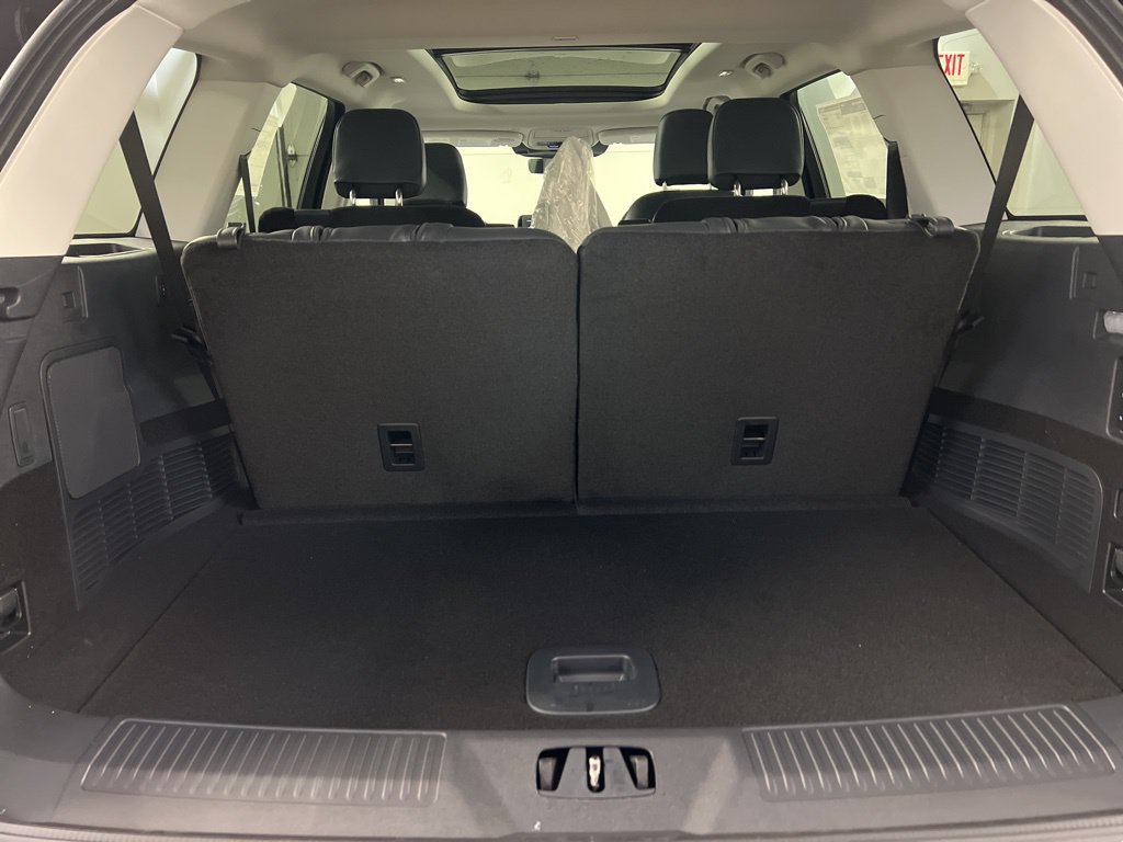 Used 2026 Lincoln Aviator AWD image 34