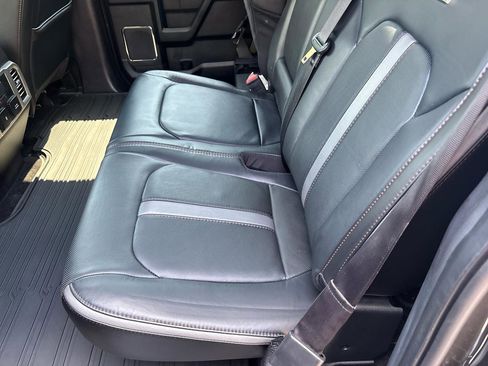 Used 2018 Ford F150 Platinum w/ Equipment Group 701A Luxury image 13