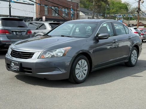 Used 2011 Honda Accord LX image 3