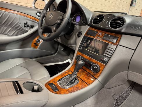 Used 2008 Mercedes-Benz CLK 350 Cabriolet image 39