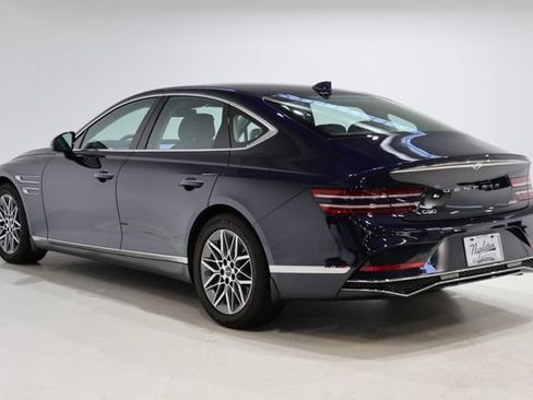 Used 2025 Genesis G80 2.5T AWD/4WD image 6