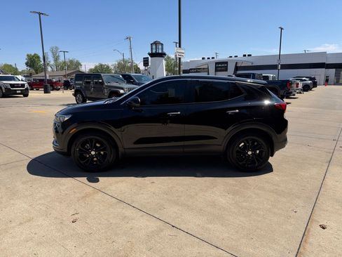 Used 2023 Buick Encore GX Preferred w/ Cold Weather Comfort Package image 8