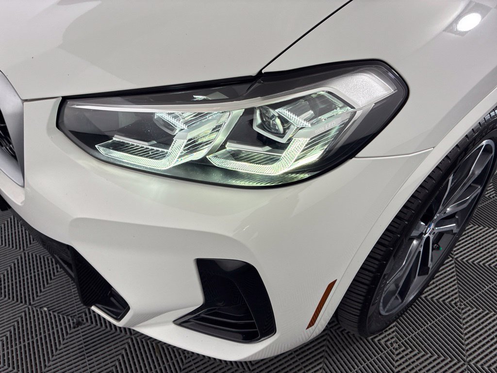 Used 2022 BMW X4 xDrive30i w/ M Sport Package 2 AWD/4WD image 9