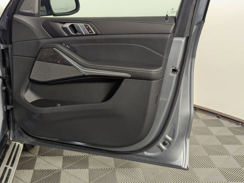 Used 2024 BMW X5 sDrive40i image 52