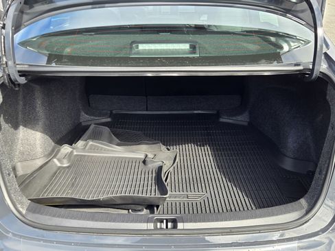 Used 2025 Toyota Corolla SE FWD image 27
