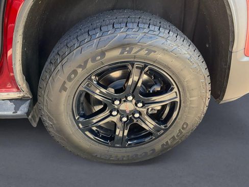 Used 2021 GMC Acadia AT4 w/ LPO, Floor Liner Package AWD/4WD image 14