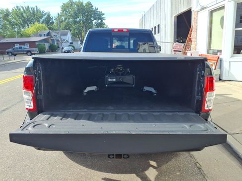 Used 2022 RAM 3500 Tradesman AWD/4WD image 20