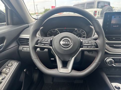 New 2026 Nissan Altima 2.5 SR FWD image 25