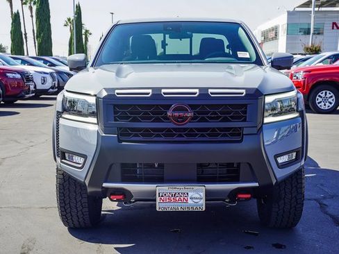 New 2026 Nissan Frontier PRO-4X w/ Pro-4x Convenience Package image 2