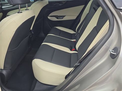 Used 2024 Lexus NX 250 FWD image 19