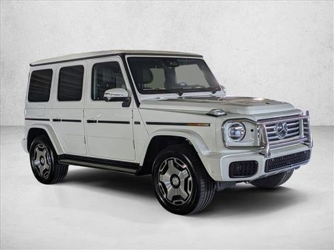Used 2025 Mercedes-Benz G 550 image 6