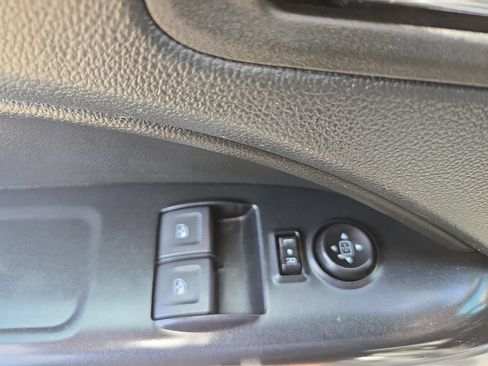 Used 2022 Chevrolet Colorado LT w/ Fleet Safety Package AWD/4WD image 10