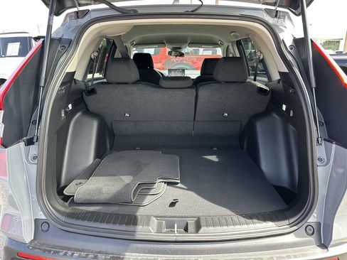 Used 2025 Honda CR-V LX image 10