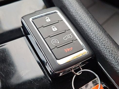 Used 2022 Jeep Grand Cherokee L Limited image 51