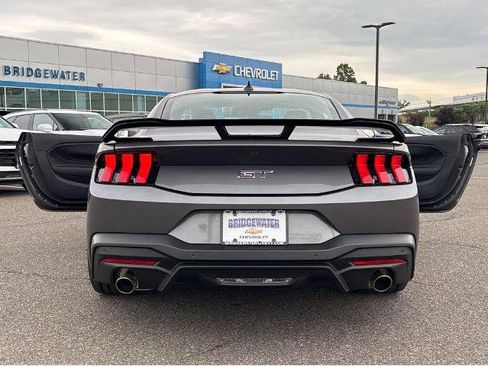 Used 2026 Ford Mustang GT Premium RWD image 11