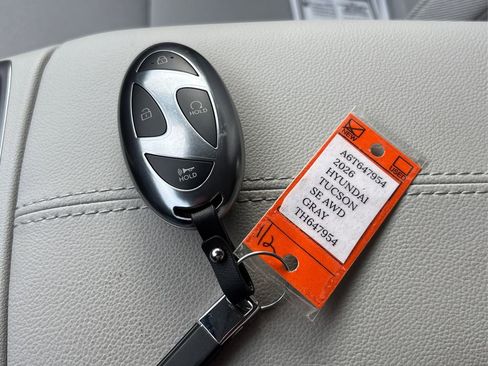 New 2026 Hyundai Tucson SE image 23