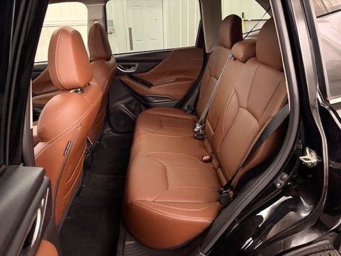 Used 2020 Subaru Forester Touring image 9