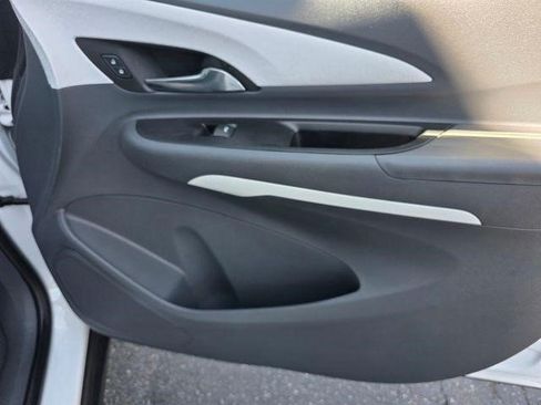 Certified 2021 Chevrolet Bolt LT image 17