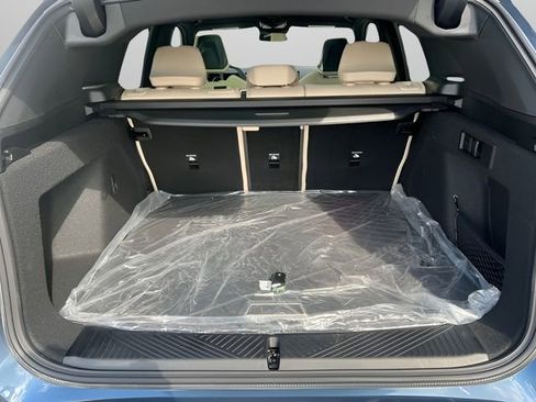 Certified 2025 BMW X3 xDrive30i w/ Premium Package image 9