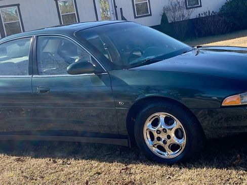 Used 1999 Oldsmobile Intrigue GL image 3