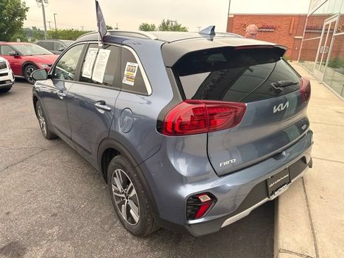 Certified 2022 Kia Niro EX Premium FWD image 4