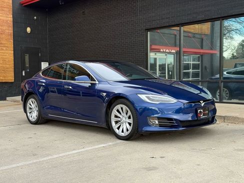Used 2020 Tesla Model S AWD image 9