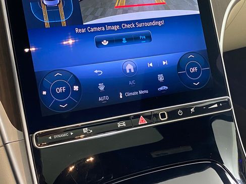 Certified 2025 Mercedes-Benz C 300 4MATIC Sedan image 27