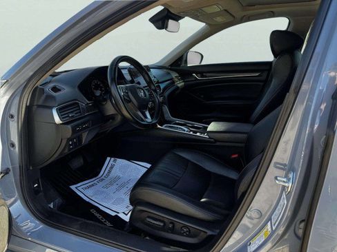 Used 2021 Honda Accord Touring image 19