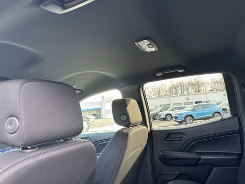 Used 2025 Chevrolet Colorado Trail Boss image 19