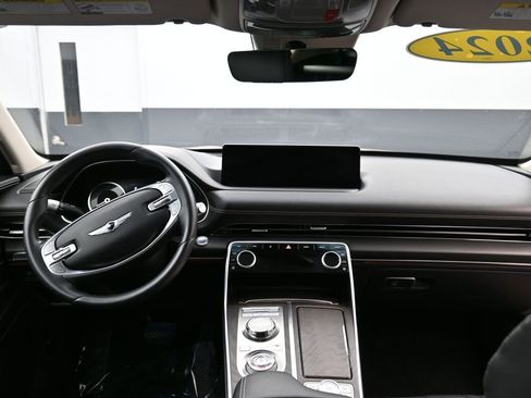 Used 2024 Genesis GV80 2.5T image 9