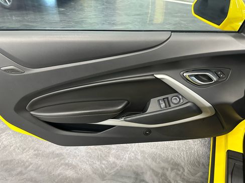 Used 2017 Chevrolet Camaro LT w/ RS Package image 12