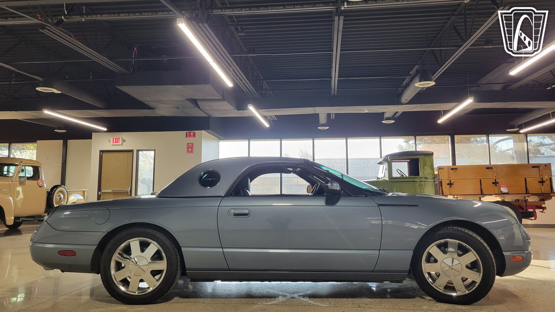 Used 2005 Ford Thunderbird RWD image 34