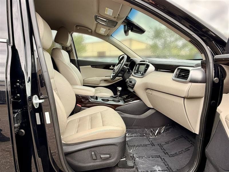 Used 2019 Kia Sorento EX FWD image 13