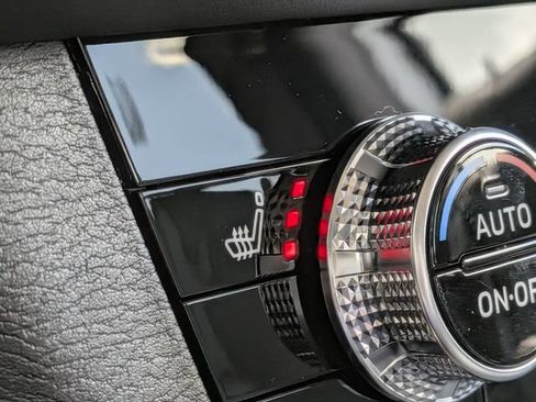 New 2026 Mitsubishi Outlander AWD image 21