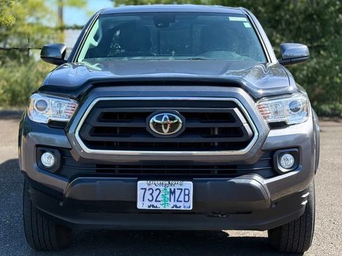 Used 2021 Toyota Tacoma SR5 w/ SR5 Appearance Package (SM) AWD/4WD image 8