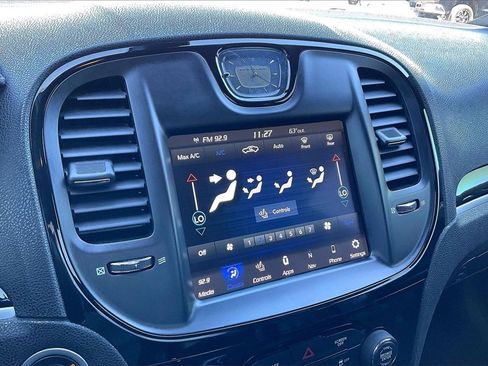 Used 2021 Chrysler 300 S image 26