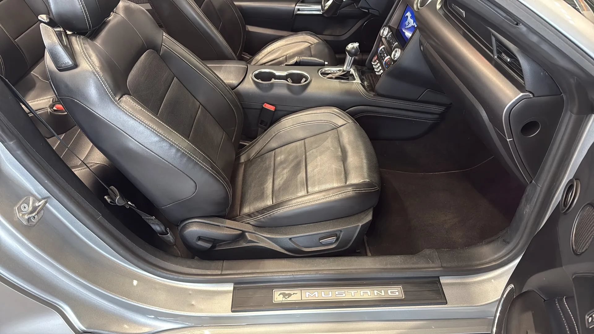 Used 2022 Ford Mustang Premium w/ Equipment Group 201A RWD image 41