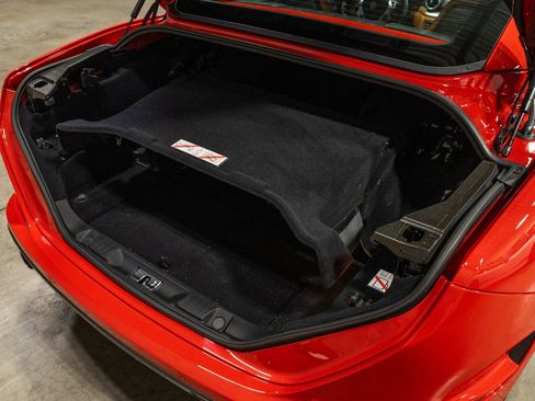 Used 2015 Ferrari California T RWD image 70