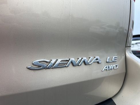 Used 2009 Toyota Sienna LE image 4