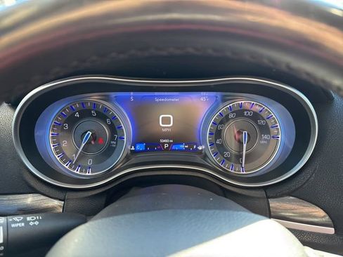 Used 2021 Chrysler 300 Touring w/ Sport Appearance Package image 14