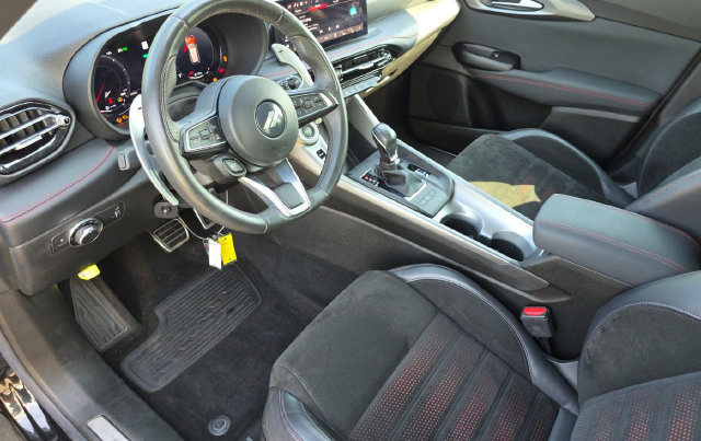Used 2024 Dodge Hornet R/T AWD/4WD image 5