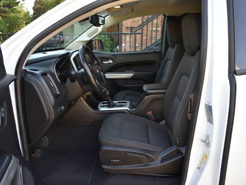 Used 2021 Chevrolet Colorado LT w/ Safety Package RWD image 7
