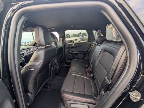 New 2026 Ford Escape ST-Line image 9
